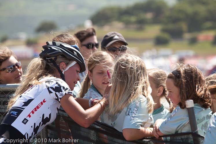 Emily Batty signs autographs at the 2010 Sae Otter Classic
