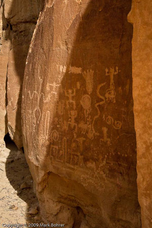 Petroglyphs, Petroglyph Trail, Chaco Culture National Historical Park