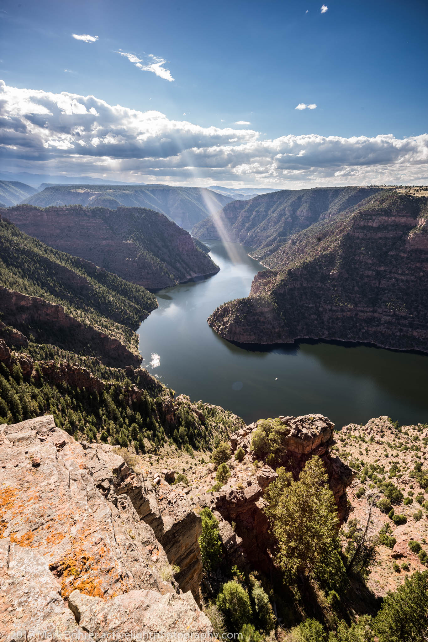 owerboat way down there - the tiny white dot, Flaming Gorge Reservoir