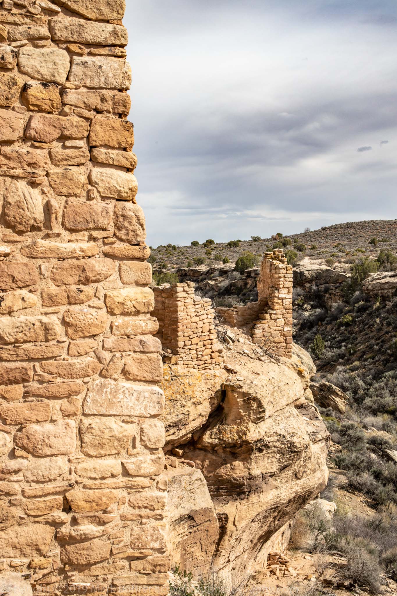 Building on a ledge - Hovenweep Castle