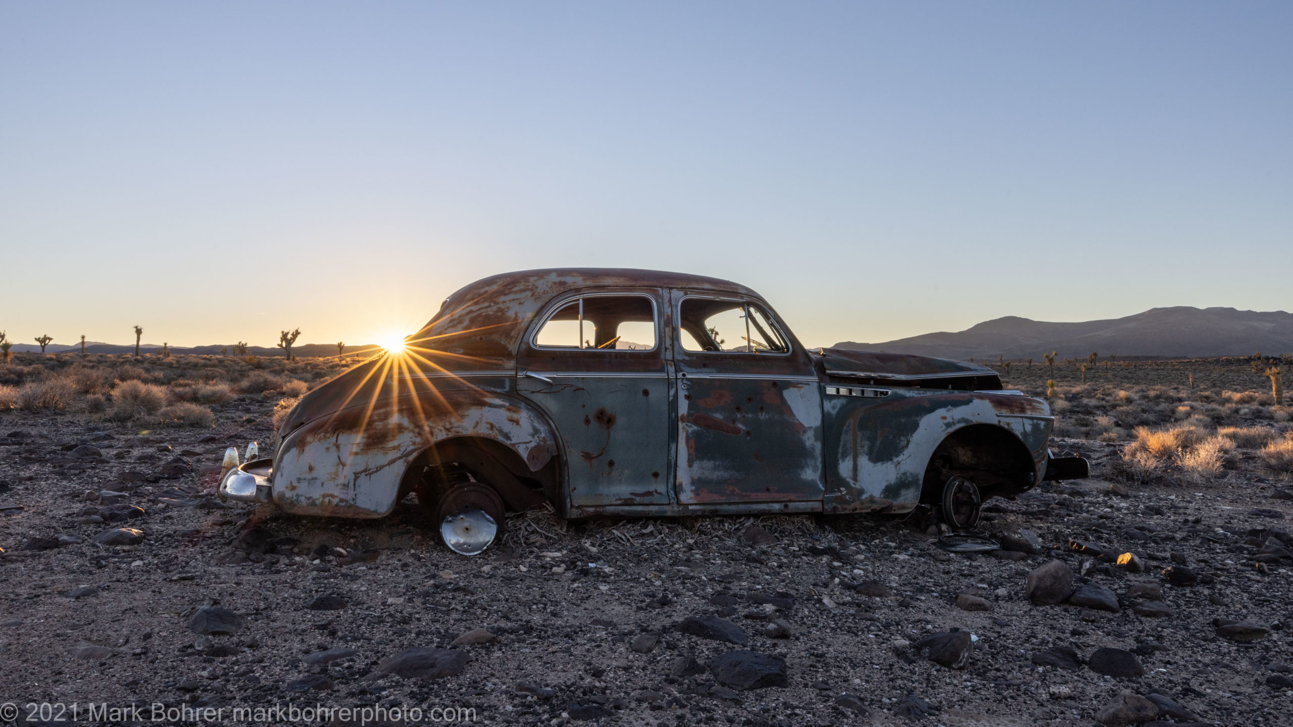 1941 Buick Super and sun diffraction, Death Valley